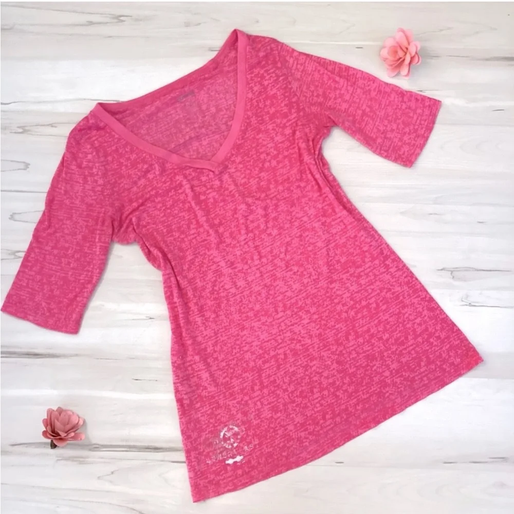 🌸3/$30🌸 Express Hot Pink 1/2 Sleeve V-Neck Workout Tee Shirt - Women's